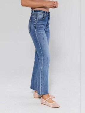 Risen Jeans Aliyah Light Wash Kick Flare Jeans 11/30